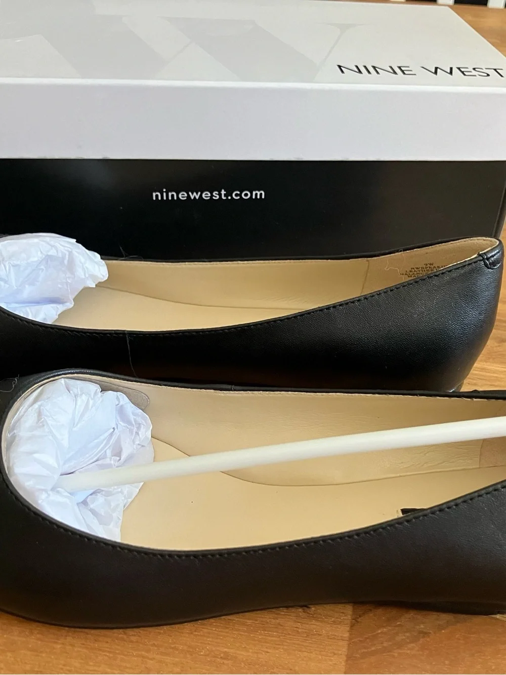 Nine West Black Pointed Toe Faux Leather Flats